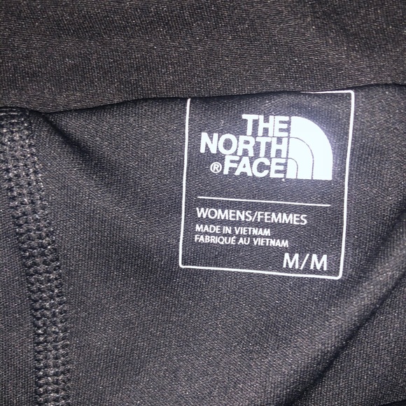 north face short - Picture 3 of 3